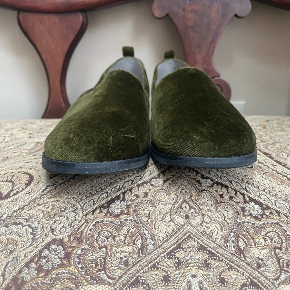 Eileen Fisher Demi Velvet Slip On Loafers Olive Green Round Toe Shoes Size 8.5 - Picture 8 of 10